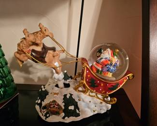 Snow-globe Santa on Sled
