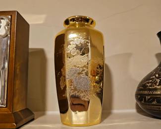 Vintage Interpur  gold-plated octagon Japanese peacock vase 28cm tall