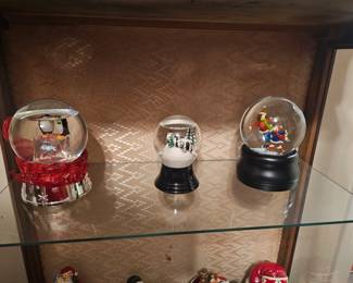 Christmas Snow-Globe