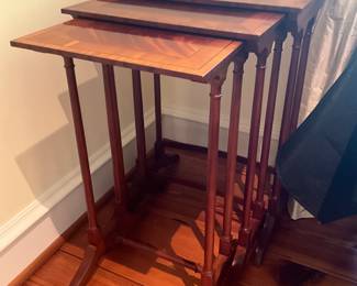 Hekman Nesting tables set $350