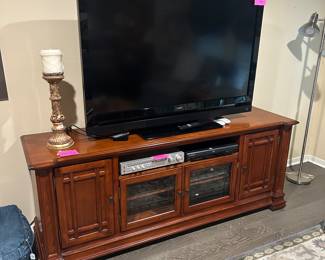 Entertainment Credenza, electronics, flat screen tv