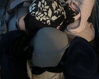 Tons of 40 DD Delta Burke new bras never worn