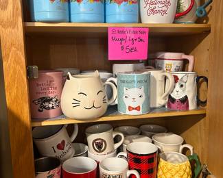 Tons of nice coffee mugs