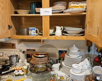 SOLD- Vintage Garfield McDonalds mugs