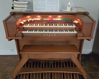 Allen Theater 12 Organ