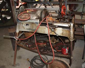 Rigid 535 threading machine