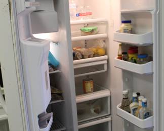 Frigidaire refrigerator/freezer