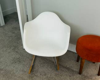 Modern chair