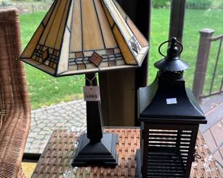 Mini Tiffany Style Lamp, Flickering Light Lantern