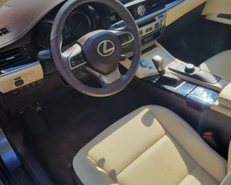 2017 Lexus ES350 - 4,811 Miles!