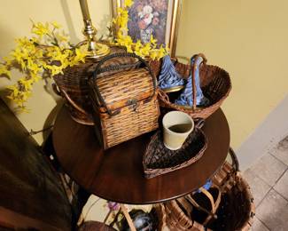 Lazy Susan Table