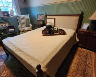 Queen Bed