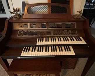 Baldwin Organ