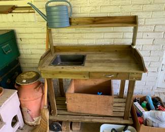 #108	potting shelf 36x18x32-48	 $75.00 
