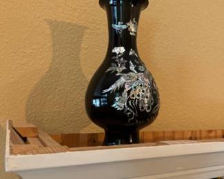 Vase with Mother of Pearl inlays 