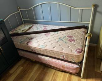 Trundle Bed