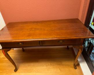 Queen Ann Writing Desk