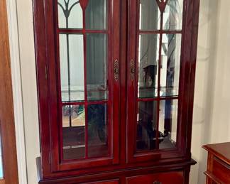 Lighted curio/display...