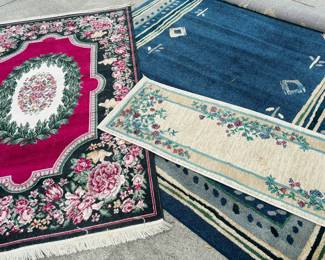 Large selection room size, runners and area rugs...