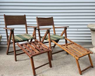 Great vintage folding camp chairs