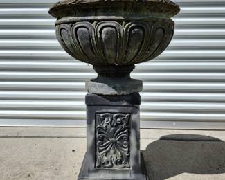 Urn on stand