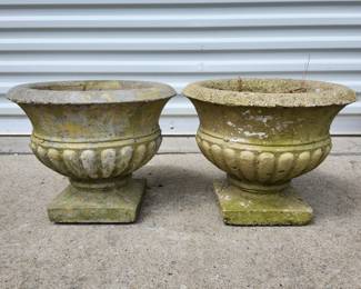 Pair of urns