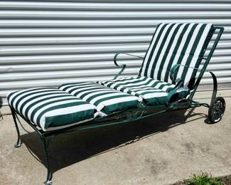 Metal chaise