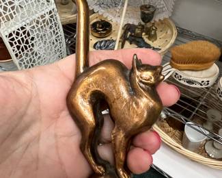 Bronze cat figurine