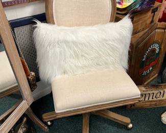 faux fur back office chair on wheels
