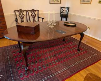 Statton Dining Table w/ FOUR Leaves