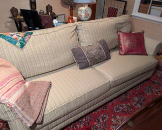 Motioncraft Inflatable Sleeper Sofa