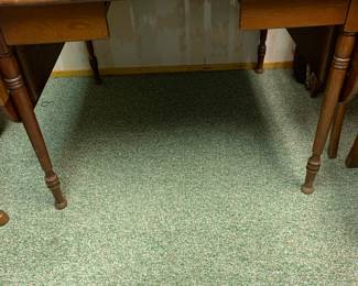 Tell City drop-leaf table with leaf