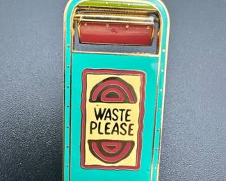 Disney Trading Pins DL Cast Member - Trash Can Series - Adventureland LE 3000
