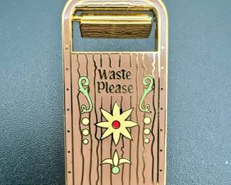 Disney Imagineer Exclusive LE 3000 Wastebasket Pin Fantasyland Disney Resort
