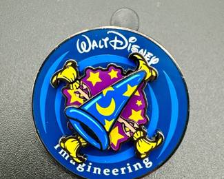 Walt Disney Imagineering Cast Exclusive Sorcerer Apprentice Mickey Mouse Pin