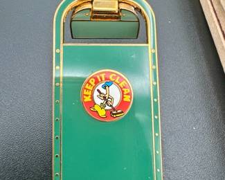 Disney WDI Disneyland Toontown Trash Can LE 300 Cast Exclusive Pin
