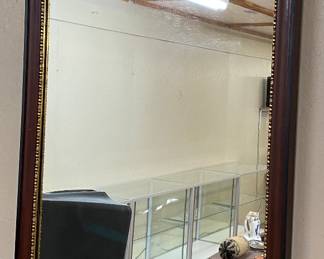 Neoclassical Wall Mirror with Ragle Adornment