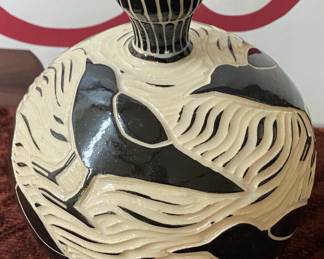 Bird Themed Pottery Vase