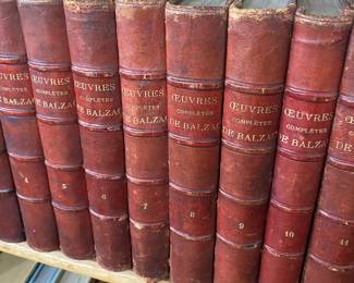 De Balzac Leather Bound