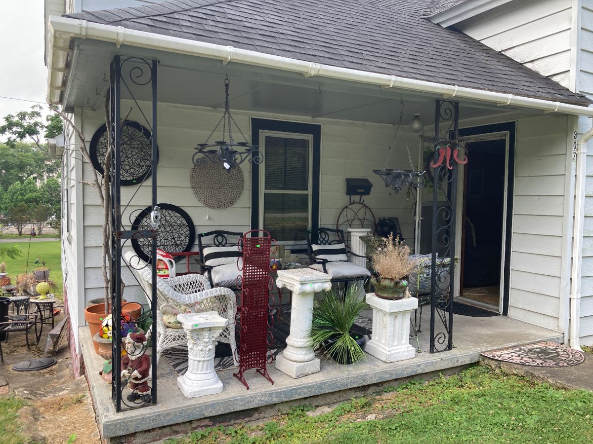 Black Mountain, NC Estate Sale 2 Houses Plus More starts on 6/21/2024