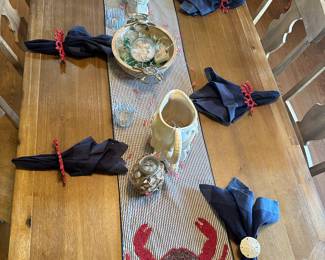 Oyster Table Place Settings & Decor