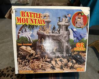 Vintage Battle Mountain Toy