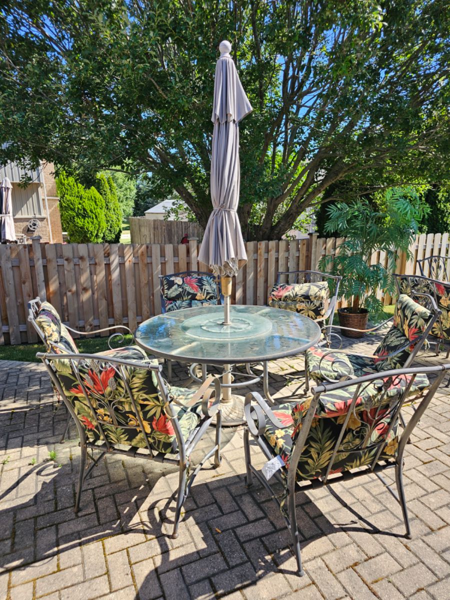 Cait's Romeoville HUGE Estate Sale 50... starts on 6/28/2024