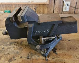 PerformaX Table Vice