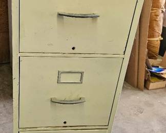 4 Drawer Filing Cabinet 