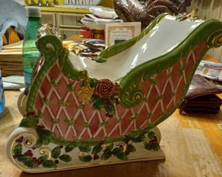 Royal Albert ‘Old Country Roses’  Sleigh Candle Center piece  in Excellent  condition