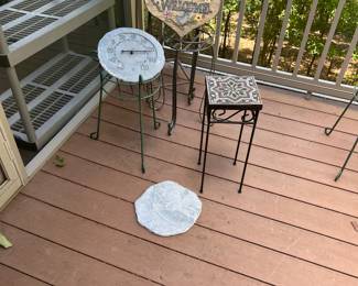 Plant stands and garden decor