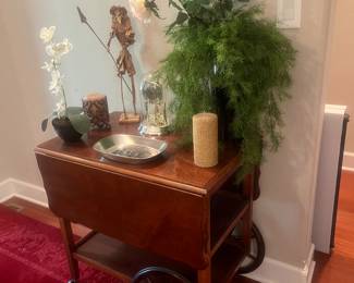 Tea cart
$30
