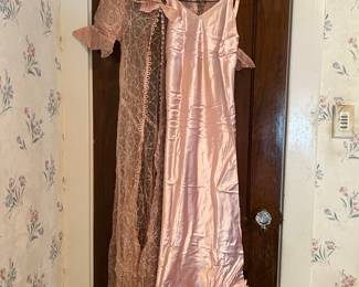 Vintage peignoir set