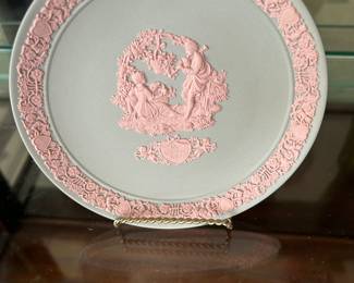 Wedgwood Limited Edition My Valentine Day Plate 1983 White Pink Jasperware